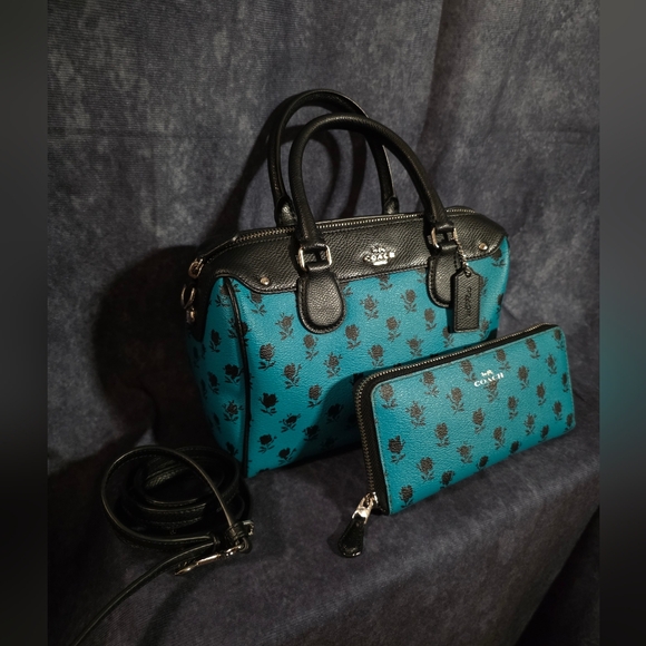 Coach Badlands Mini Bennett Satchel-Black and Teal Floral-Matching Wallet - Picture 5 of 15